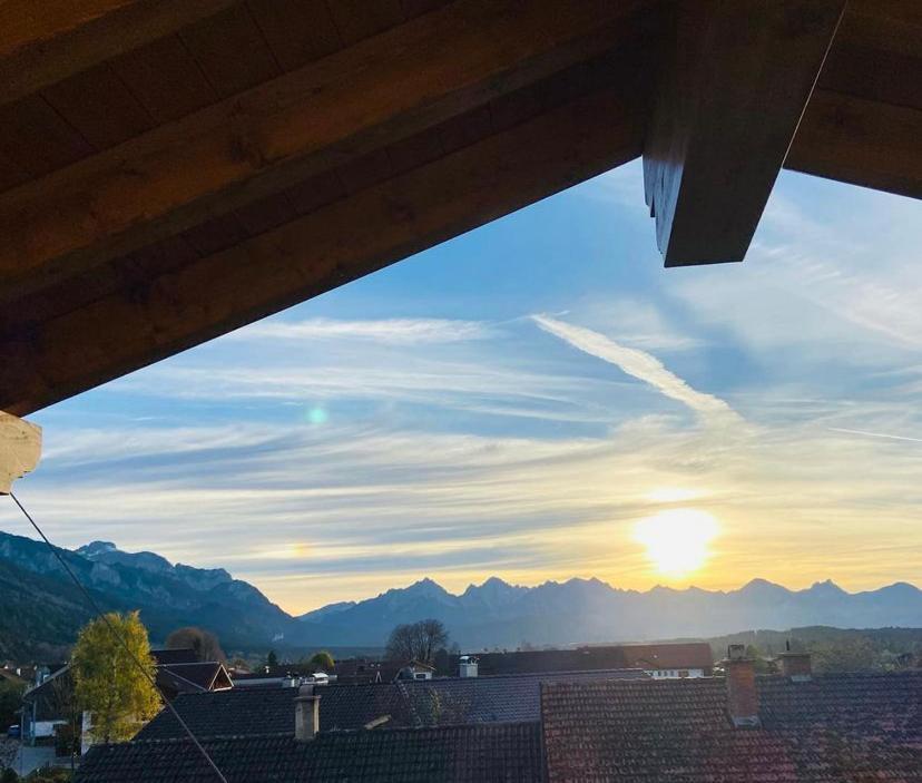 23 Neu Erbaute Ferienwohnung Mit Schloss- Und Panoramablick Halblech Exterior foto