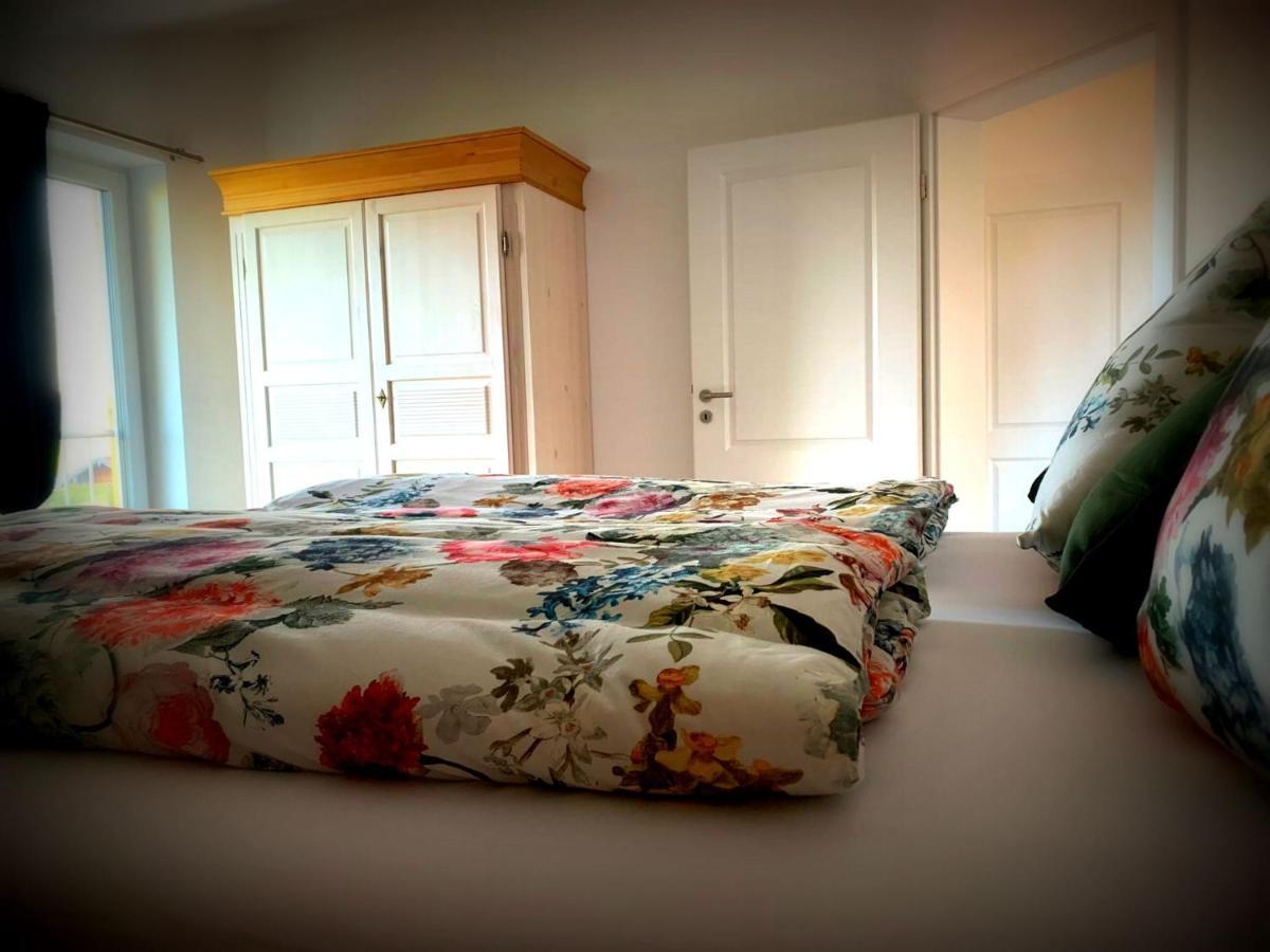 23 Neu Erbaute Ferienwohnung Mit Schloss- Und Panoramablick Halblech Exterior foto