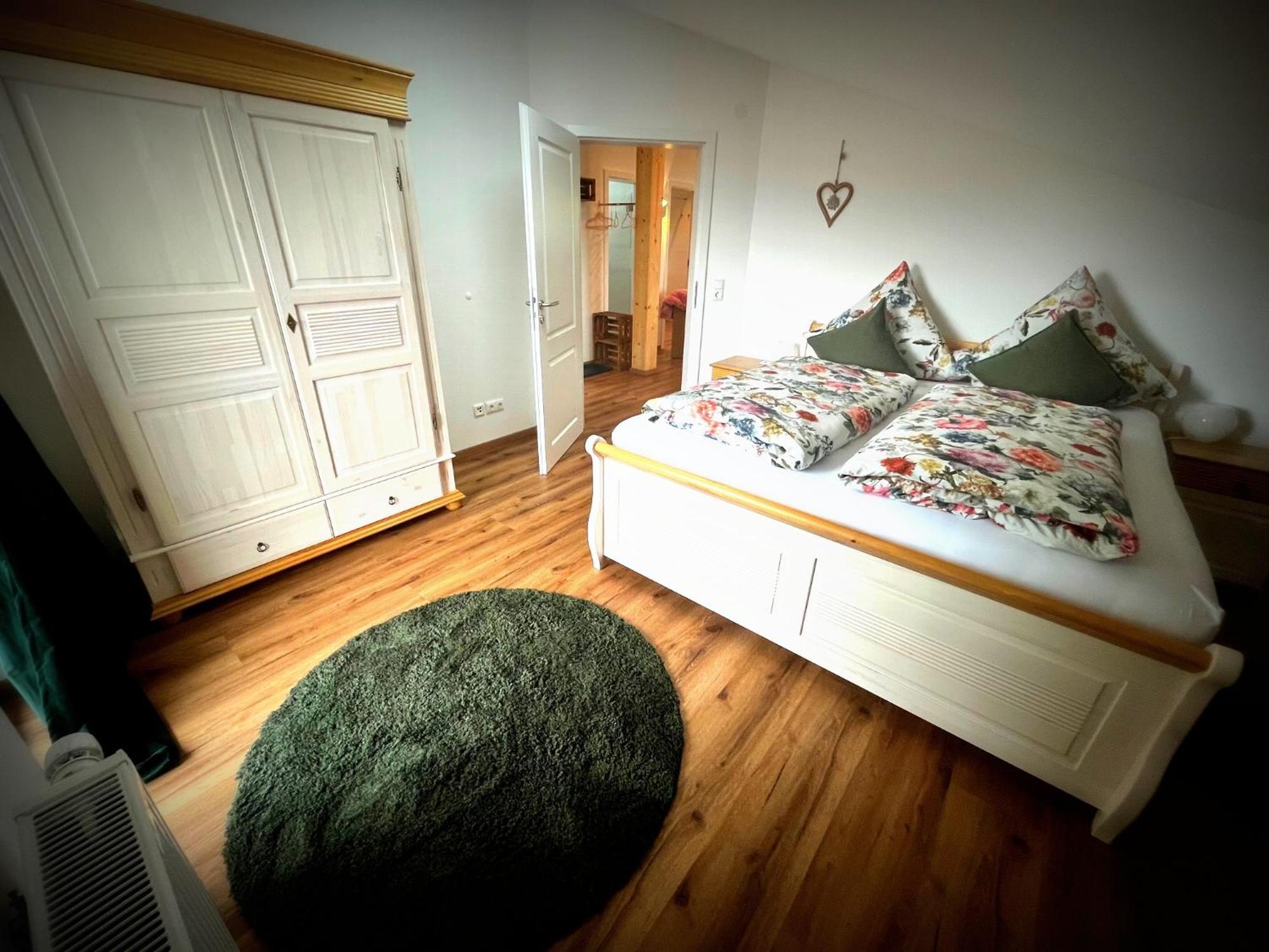 23 Neu Erbaute Ferienwohnung Mit Schloss- Und Panoramablick Halblech Exterior foto