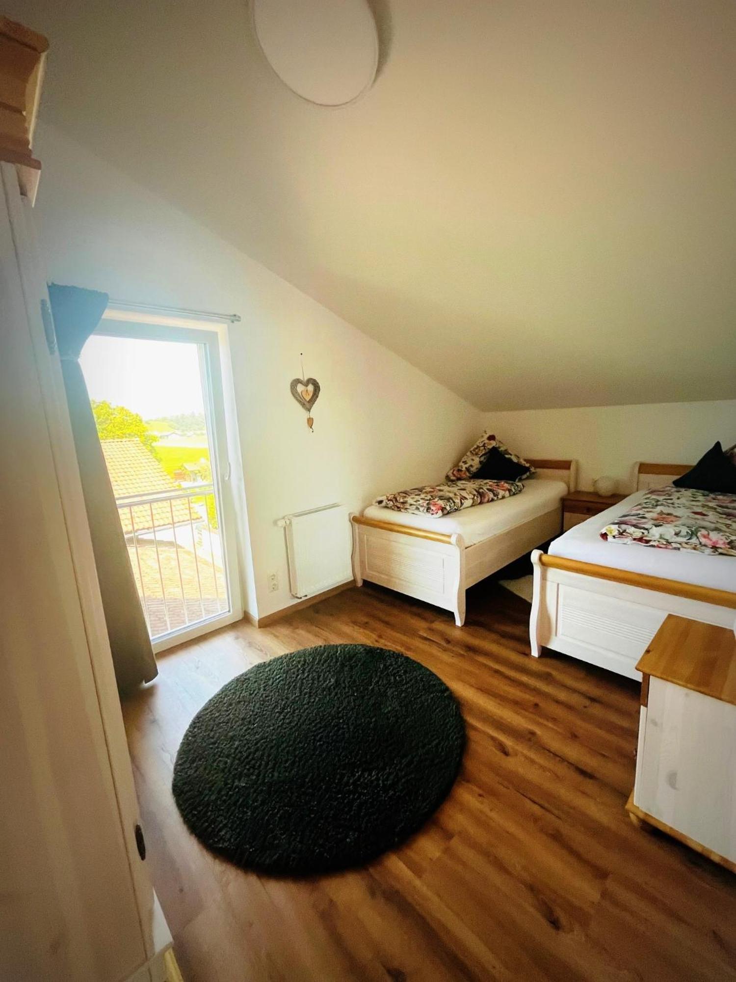 23 Neu Erbaute Ferienwohnung Mit Schloss- Und Panoramablick Halblech Exterior foto