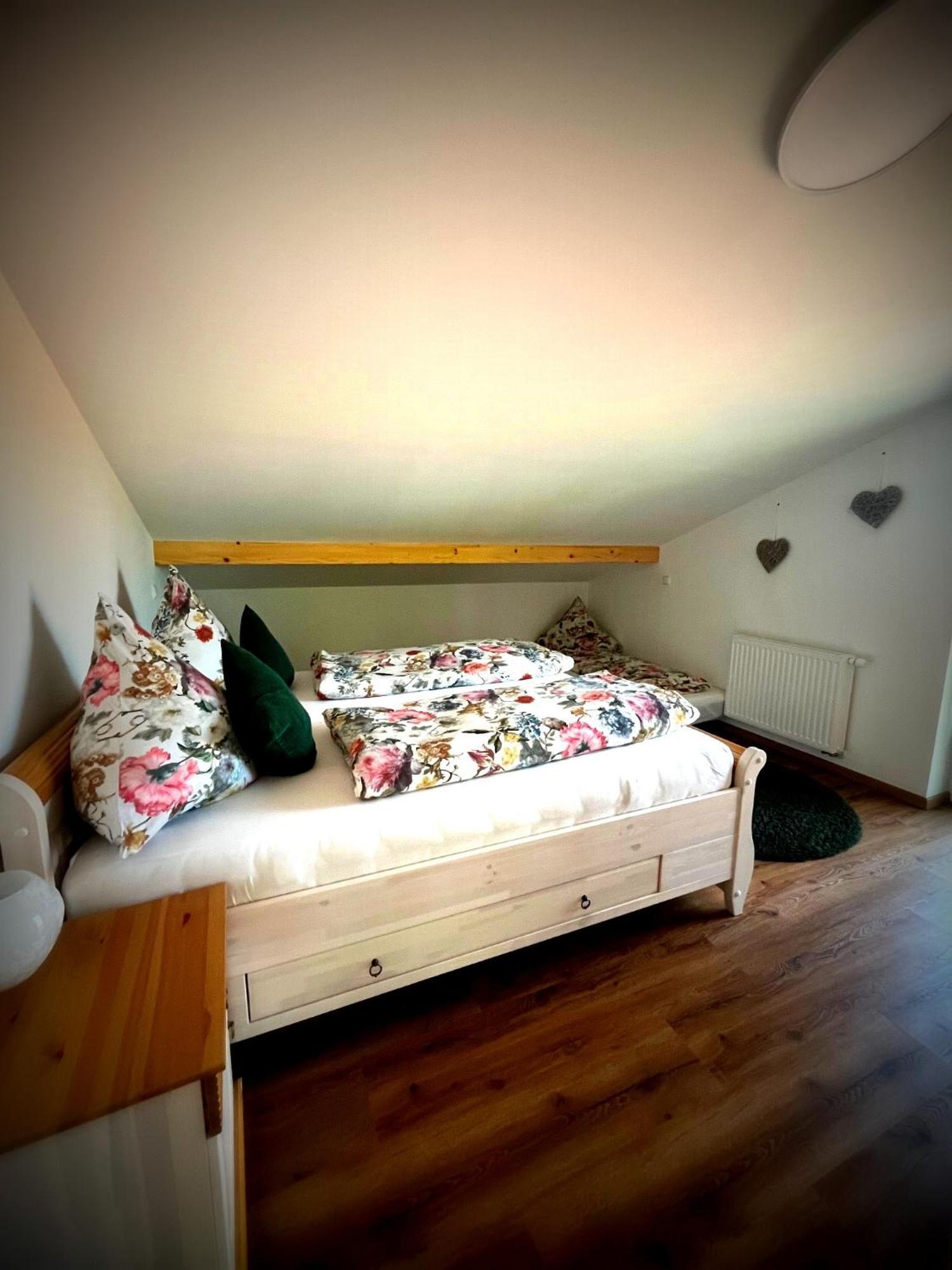 23 Neu Erbaute Ferienwohnung Mit Schloss- Und Panoramablick Halblech Exterior foto