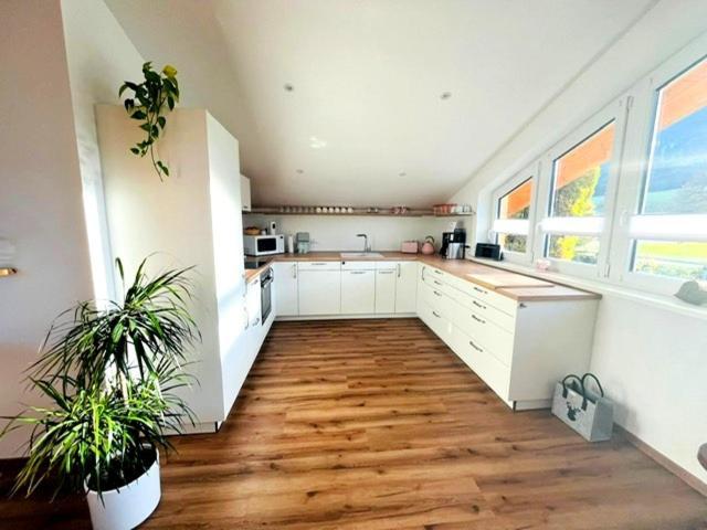 23 Neu Erbaute Ferienwohnung Mit Schloss- Und Panoramablick Halblech Exterior foto