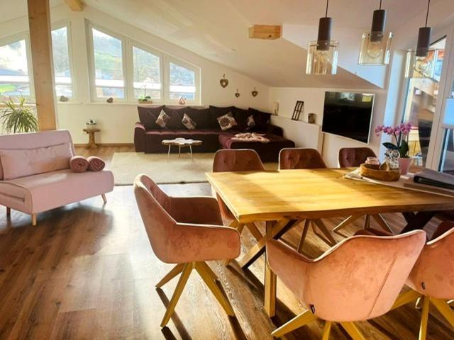 23 Neu Erbaute Ferienwohnung Mit Schloss- Und Panoramablick Halblech Exterior foto
