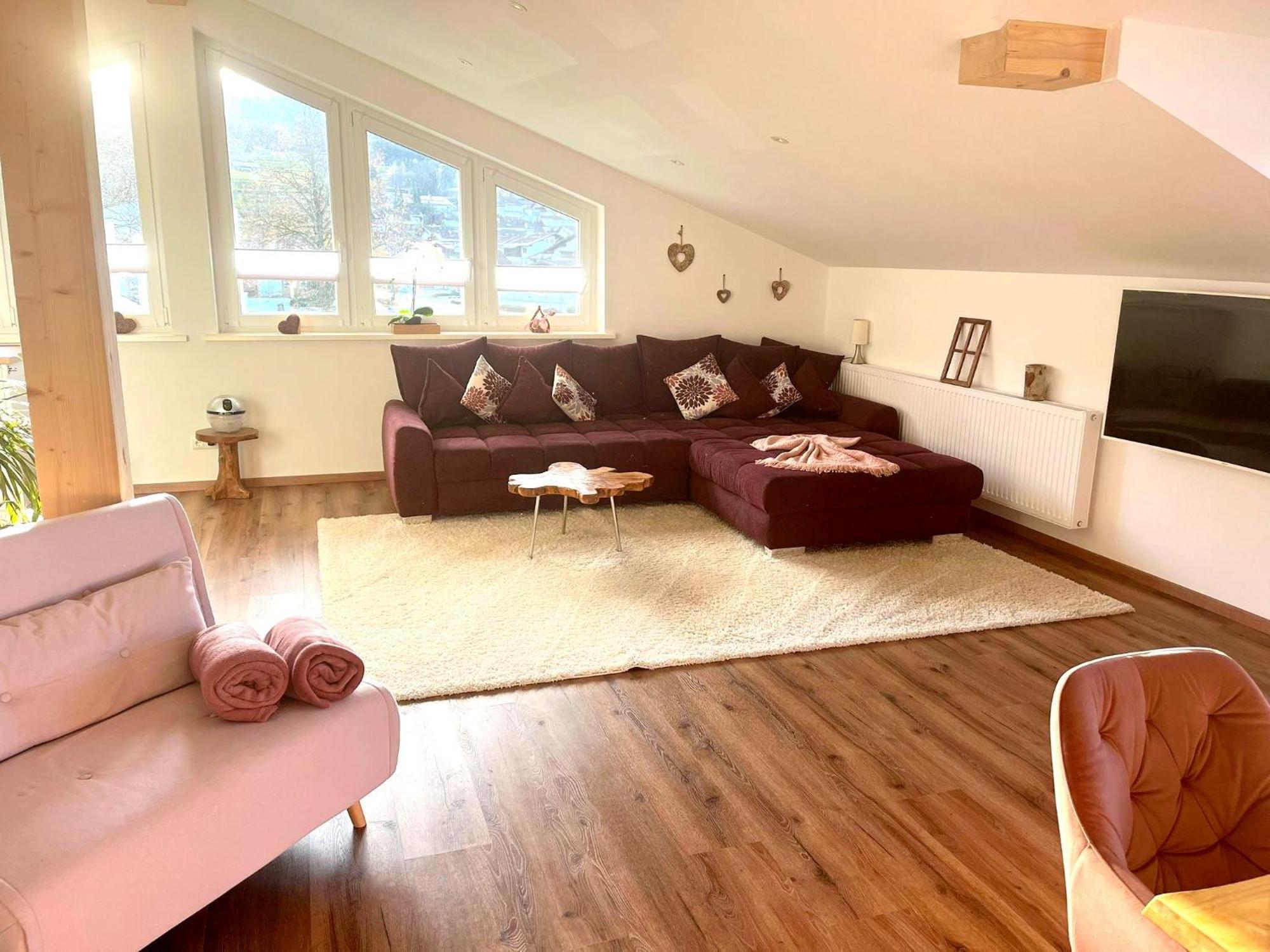 23 Neu Erbaute Ferienwohnung Mit Schloss- Und Panoramablick Halblech Exterior foto
